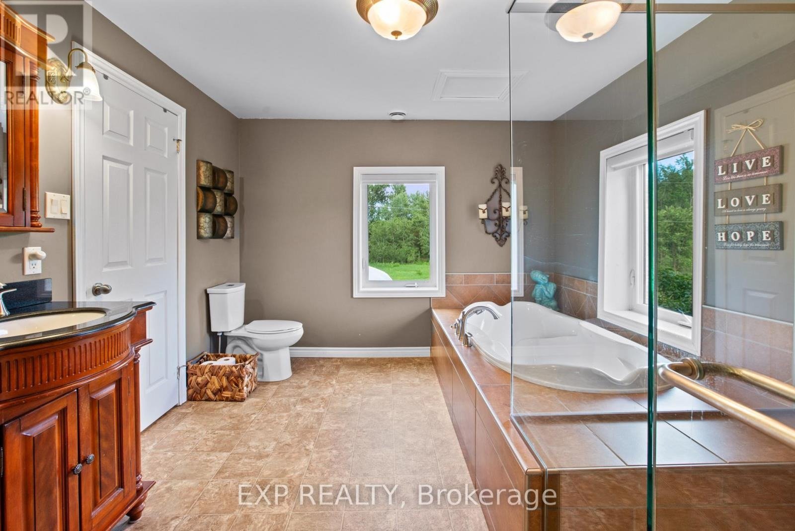 1178 BAY ROAD