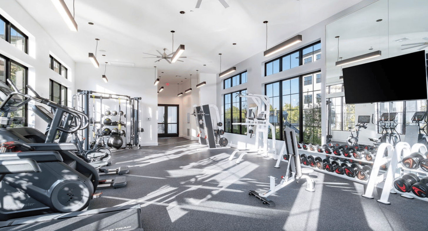 Lease Now & Receive Up To 8 Weeks FREE On Base Rent + An Additional $2,500 Gift Card!