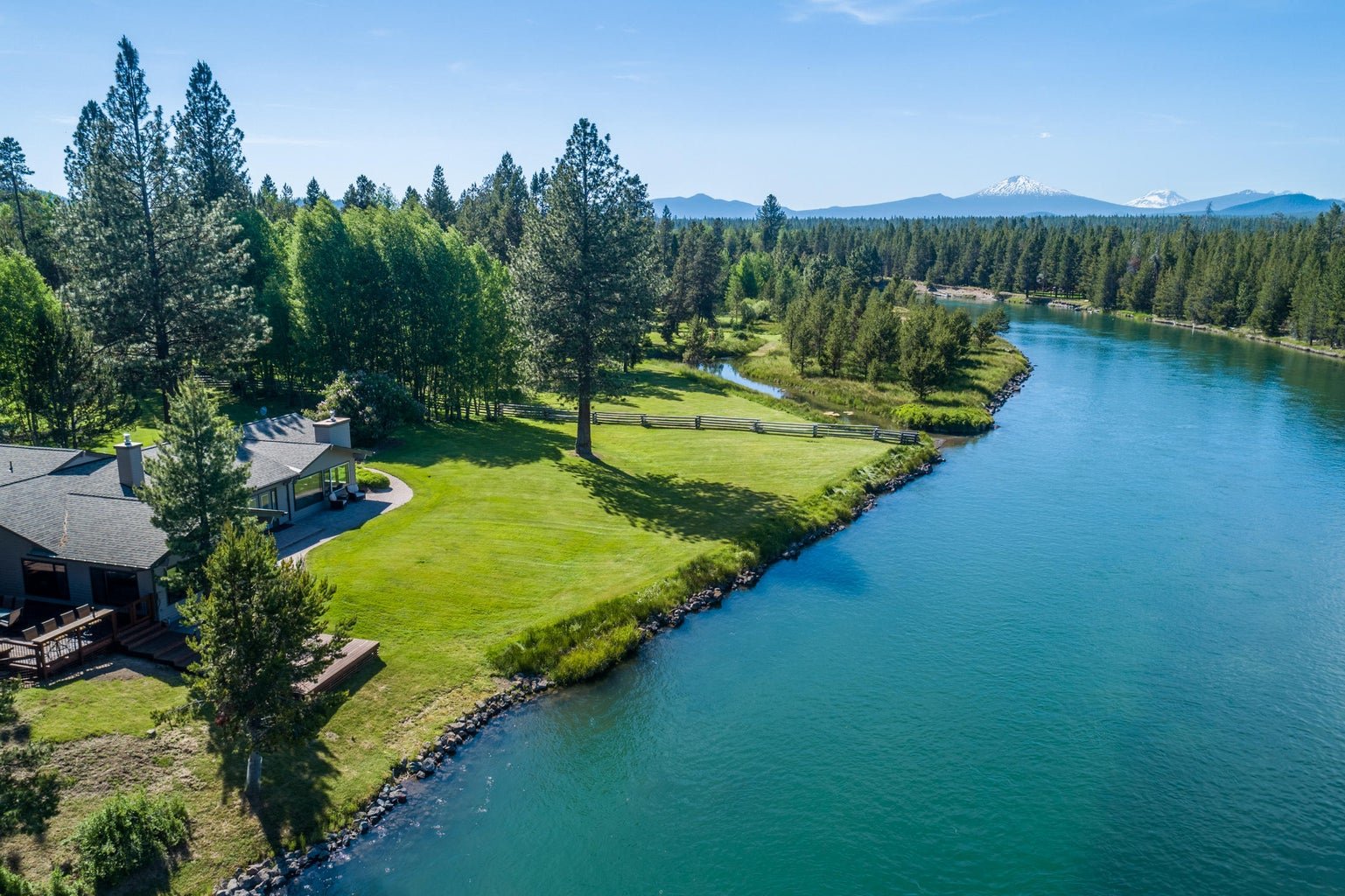 55685 Gatehouse Ln