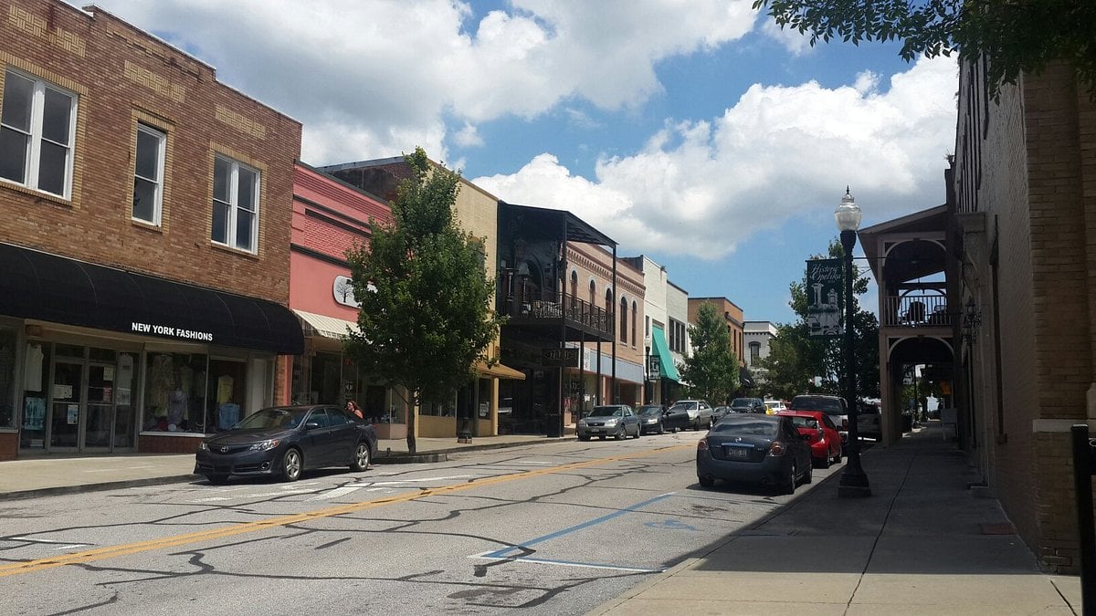 Historic Downtown Opelika: A Neighborhood Profile