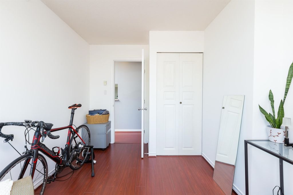 720 Carnarvon St, #405