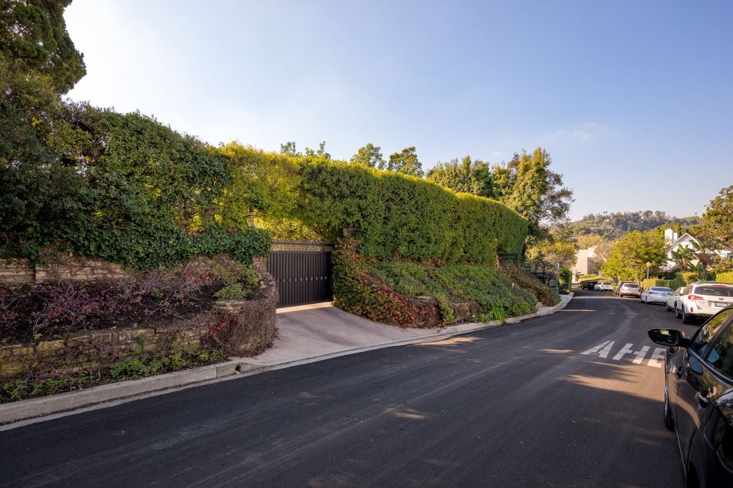 275 Bentley Cir