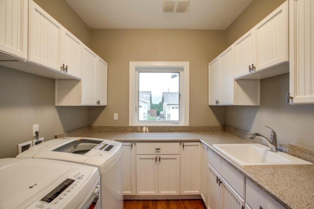 564 Village Dr