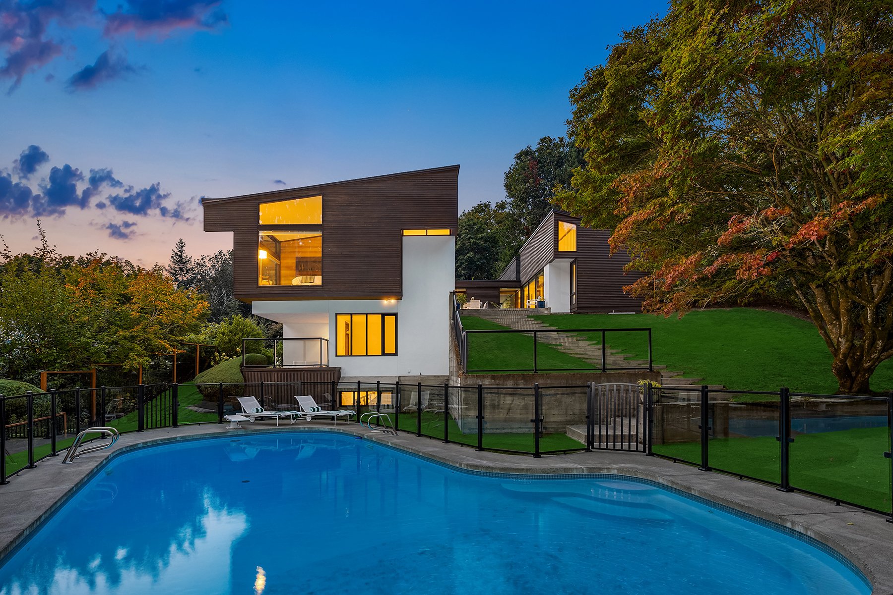 4343 W McLaren Street