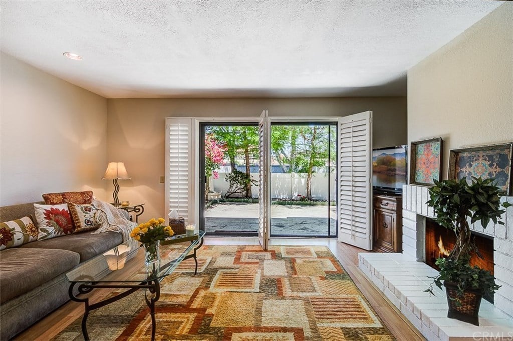 925 Van Ness Ct