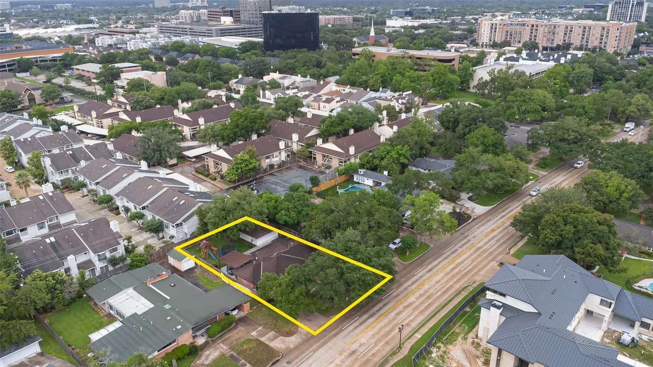 1914 Chimney Rock Rd