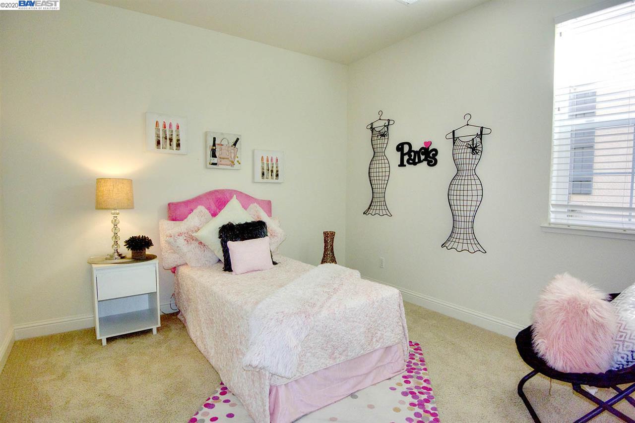 28820 Vista Grande Dr