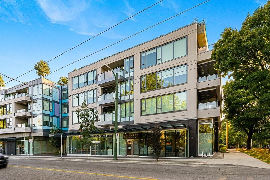 6333 West Blvd, #211