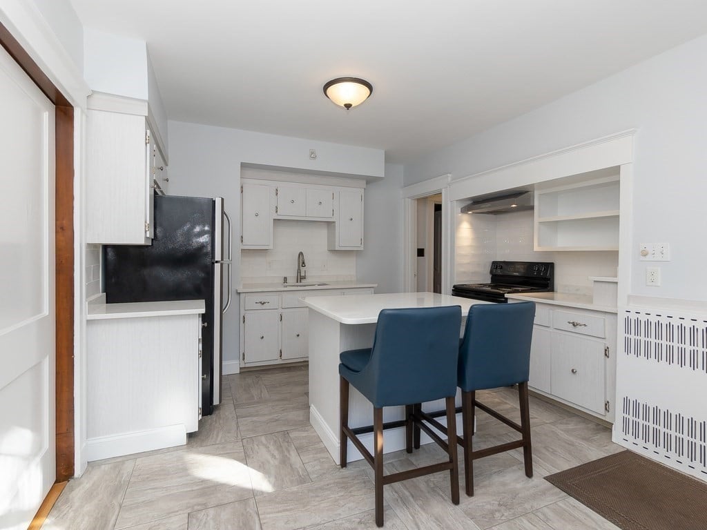 214 Commonwealth Ave #1