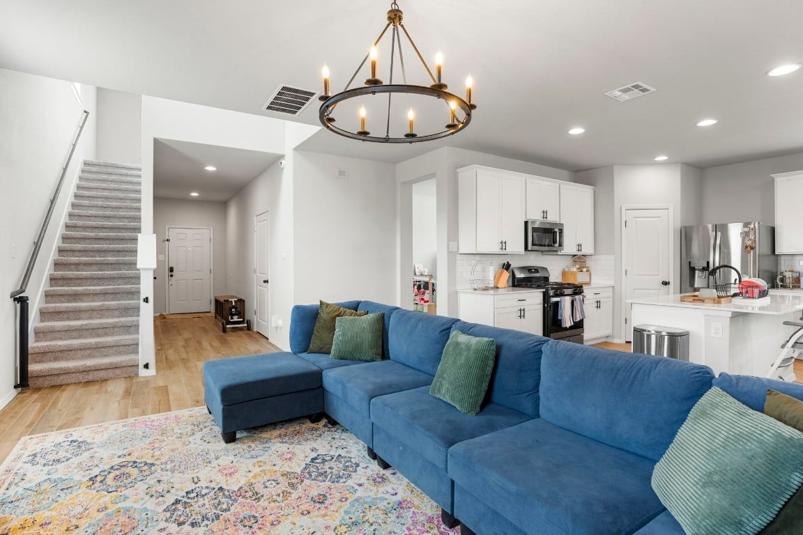108 Lyndon Dr