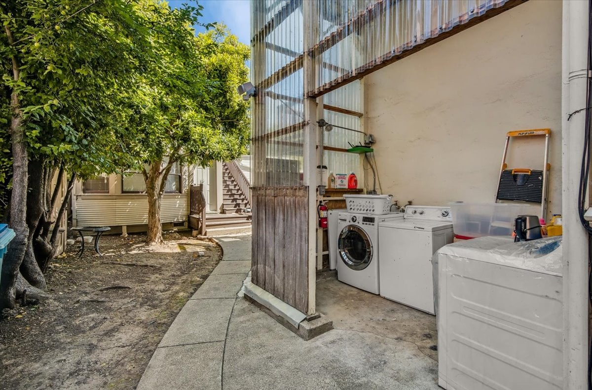 1827 Berkeley Way, Berkeley, CA 94703