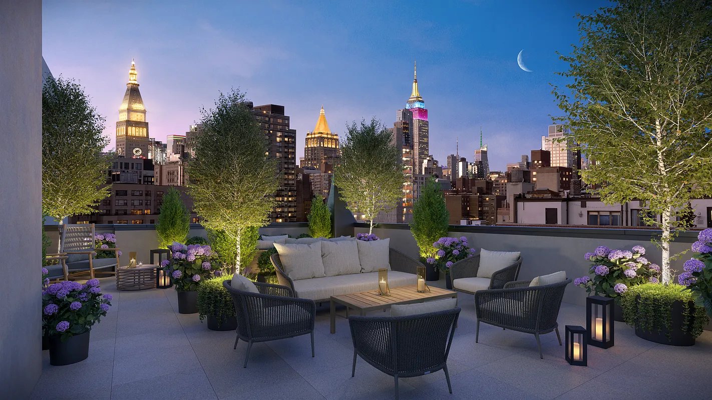250 E 21st St, #6A