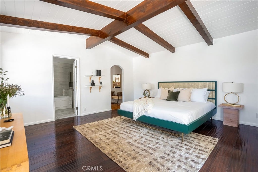 2423 S Buenos Aires Dr
