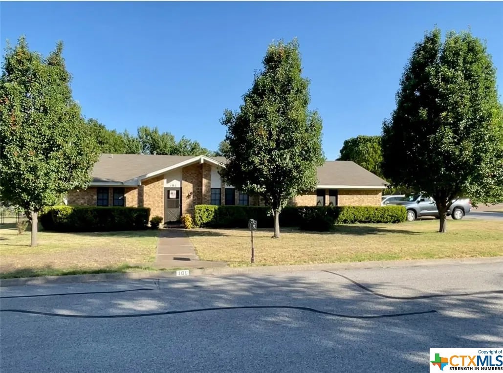 101 Calvin Dr