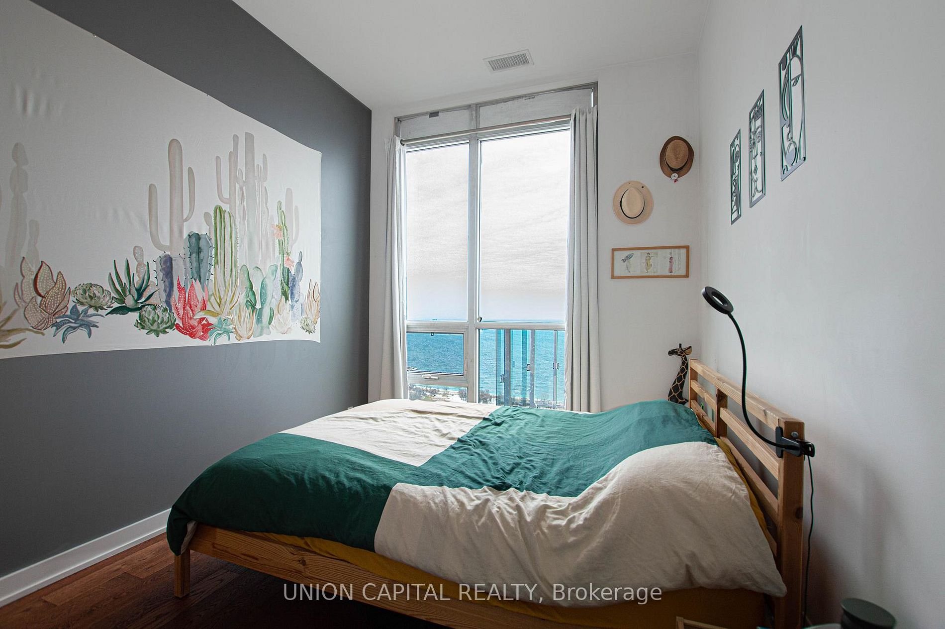 HUMBER BAY PENTHOUSE 