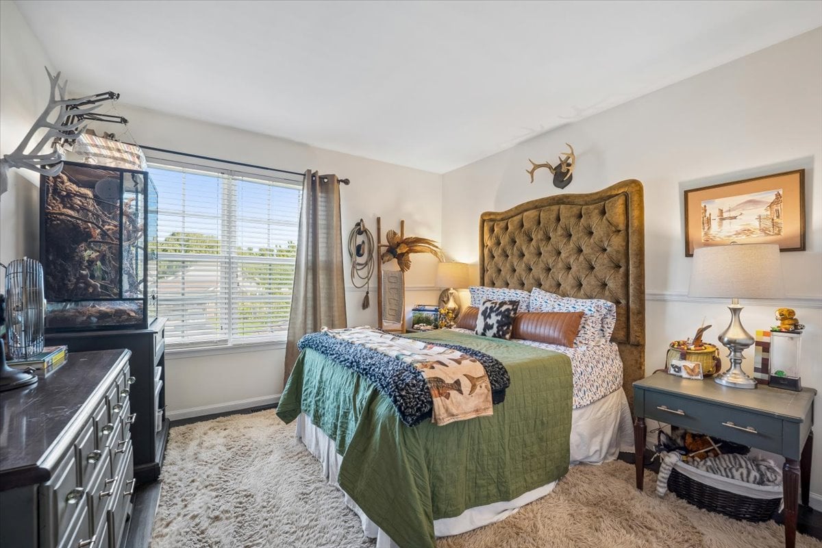 Stunning McHenry Oasis