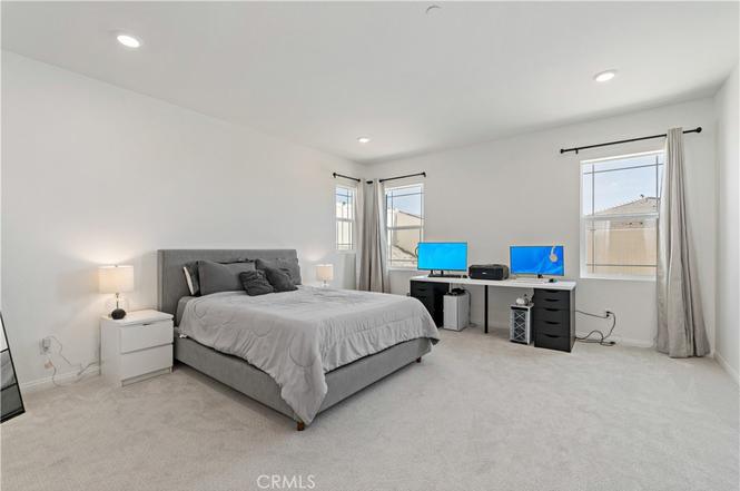 22775 Hilltopper Wy