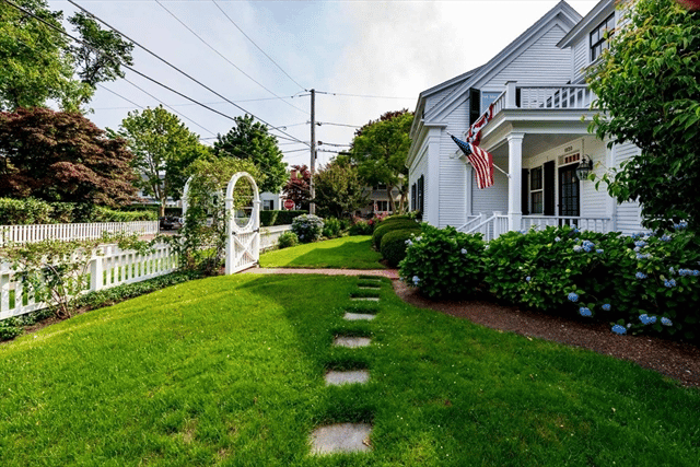 37 Morse St