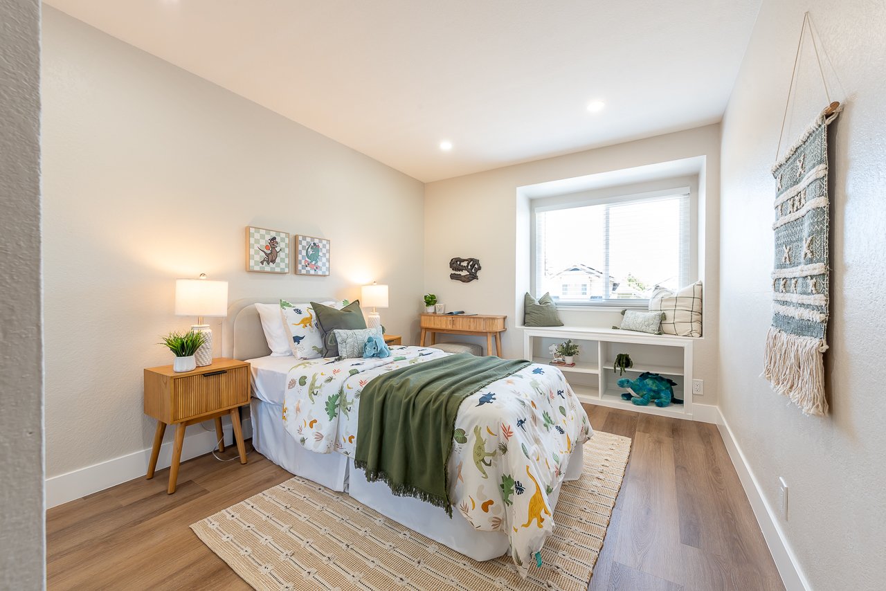 Newly Remodeled. 1 Bed/Bth down, Pioneer Elem!