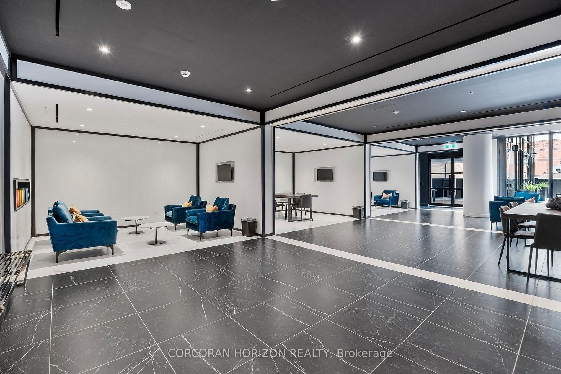 DOWNTOWN MODERN CHARM