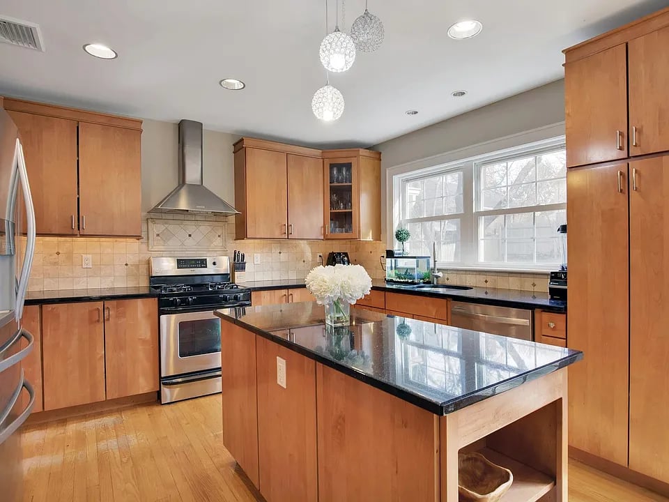 51 Radnor Rd