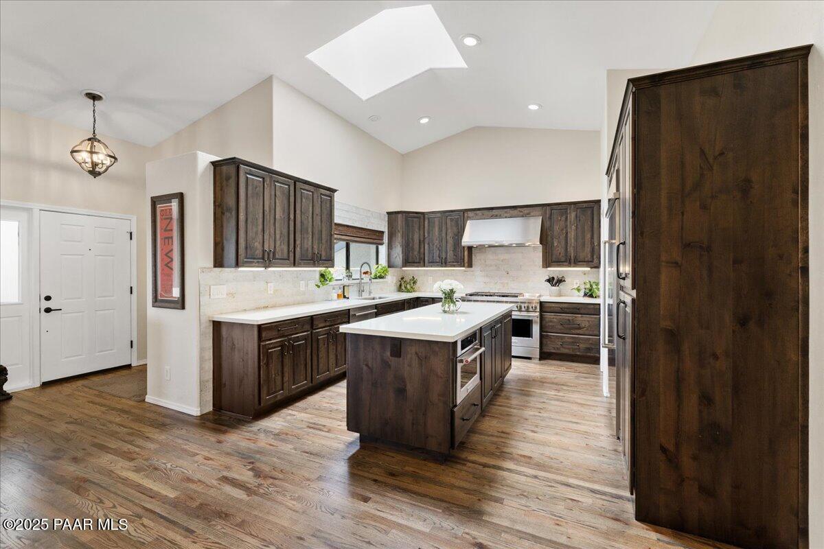 3238 Rainbow Ridge Dr