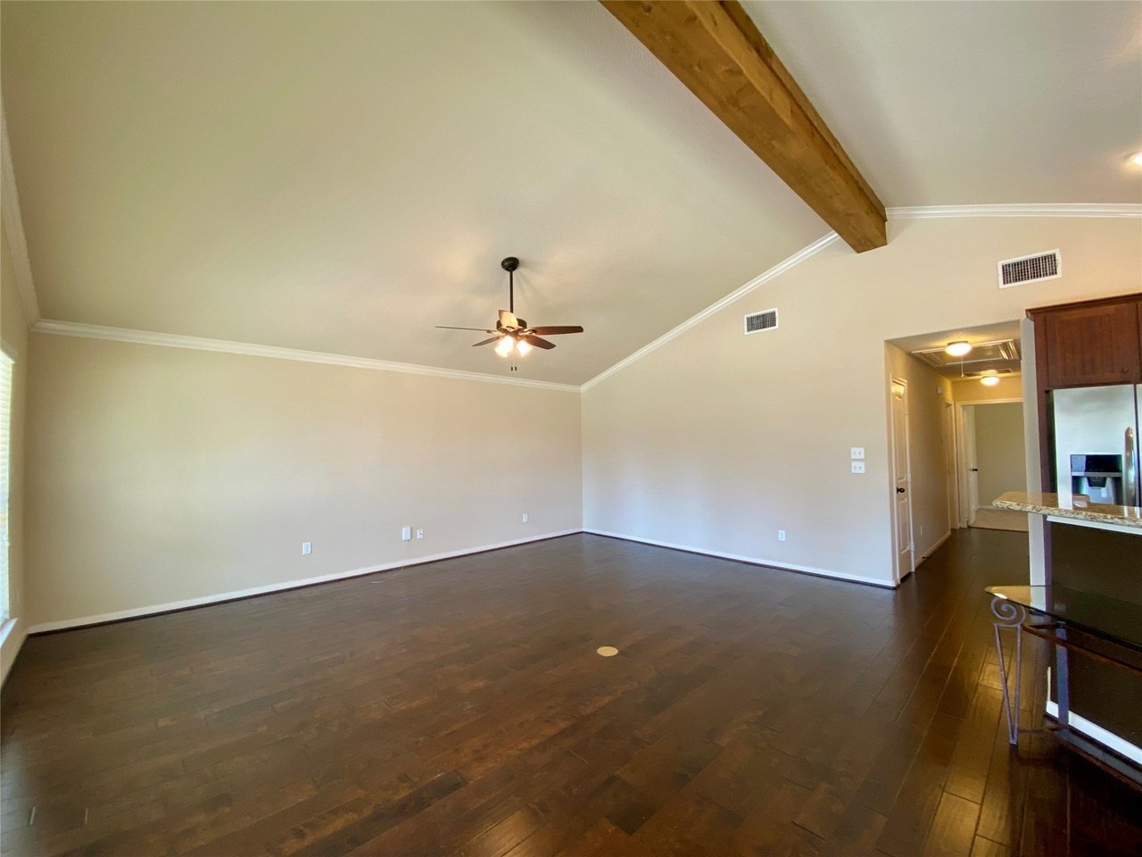 14382 Hill Dr