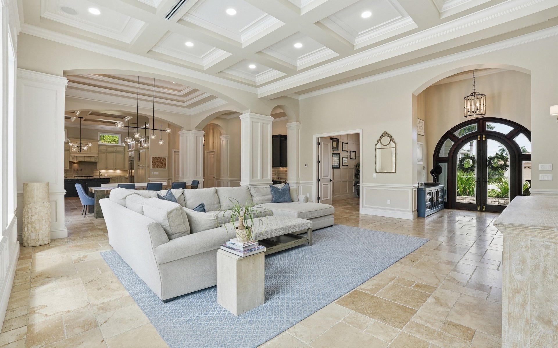 7562 Cordoba Cir