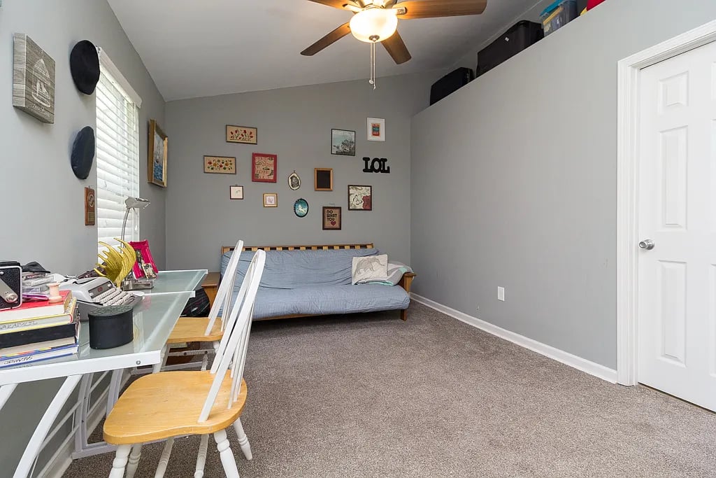 1706 Queen Anne Ct