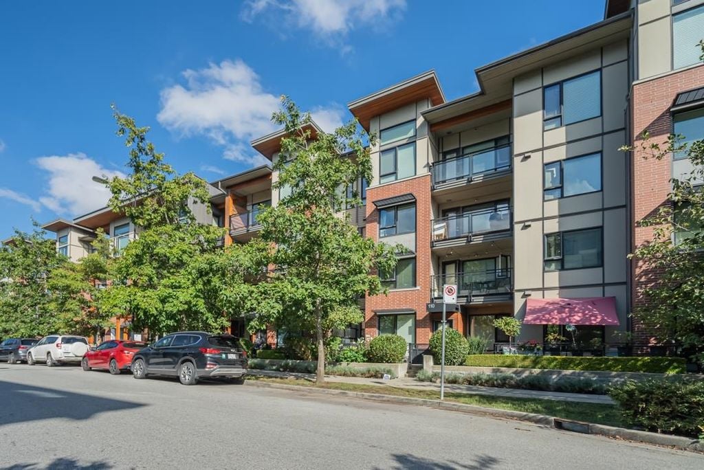 3133 Riverwalk Ave, #318