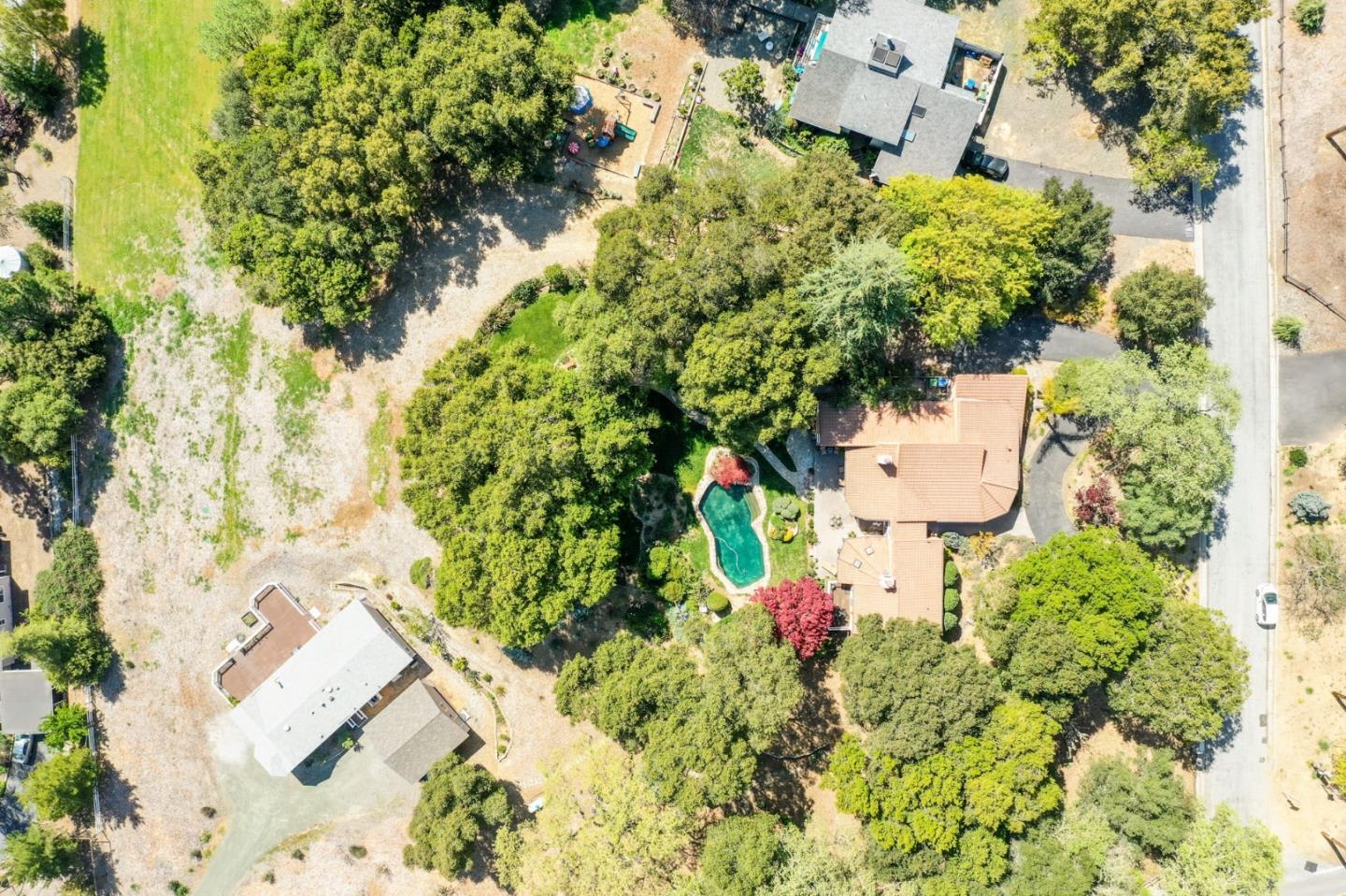 18260 Lakeview Ct Los Gatos, CA 95033
