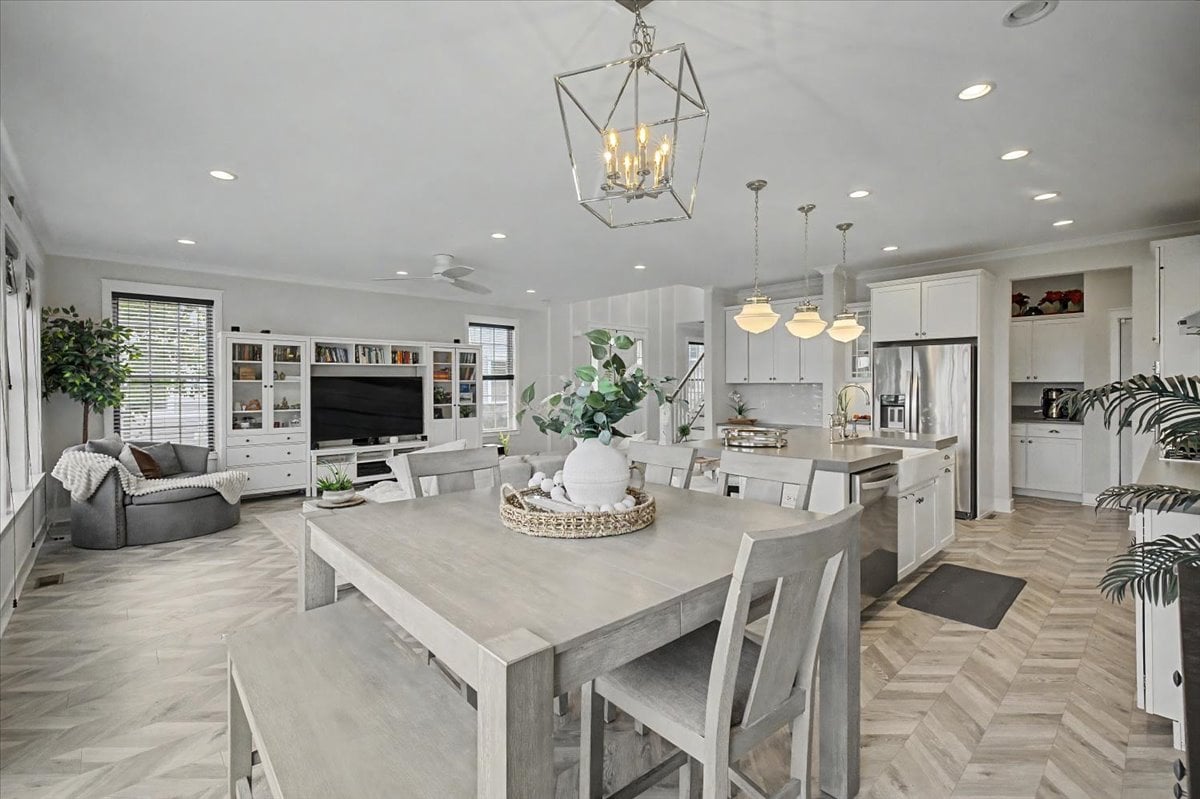 17 Aspen Dr