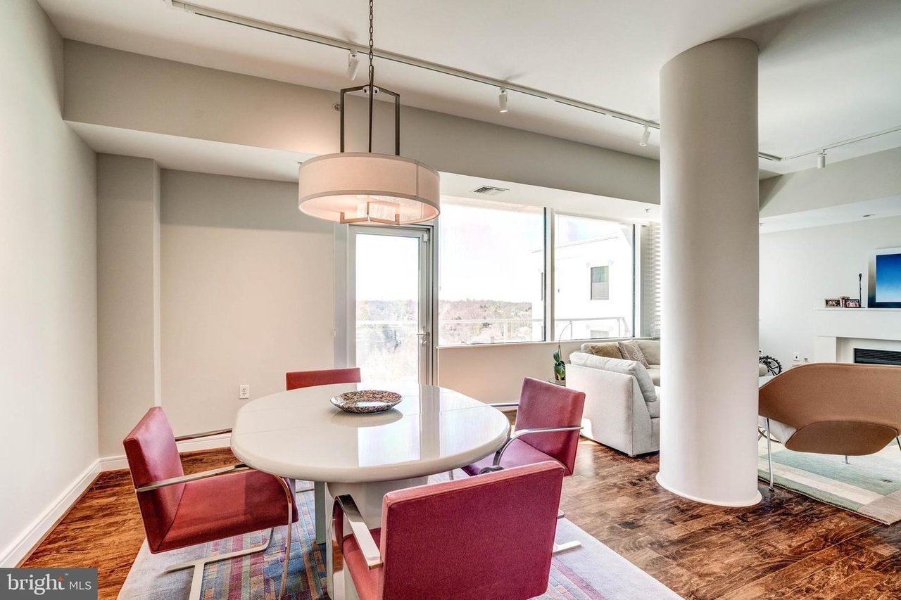 6820 Wisconsin Ave #7006