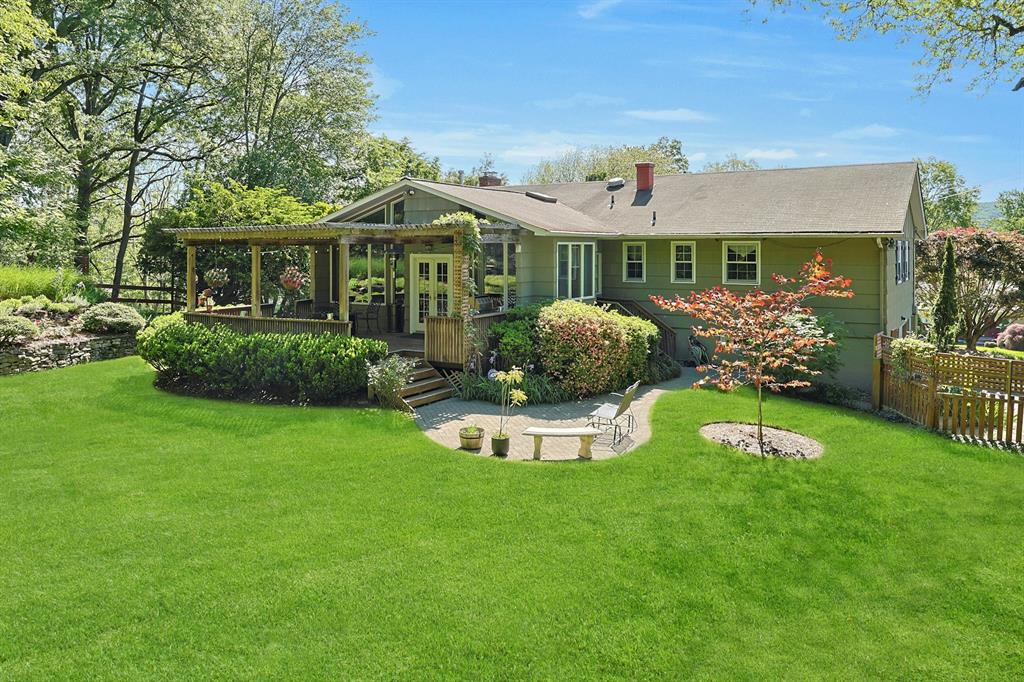 Valley Cottage