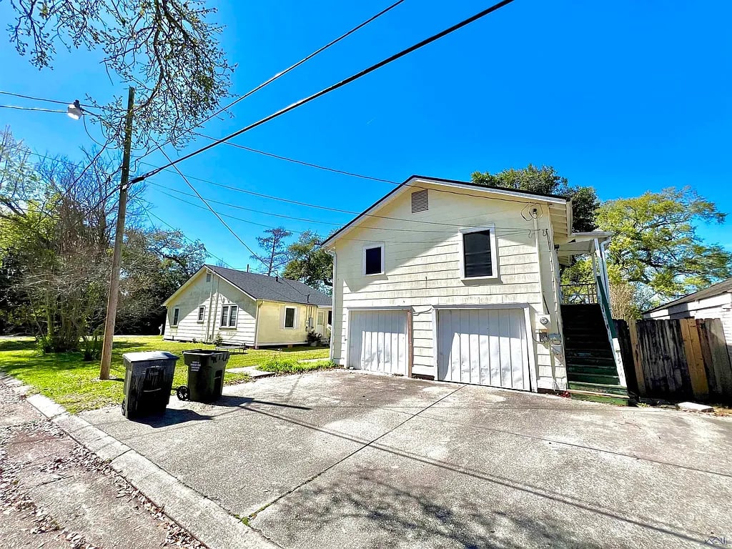 327 Morningside Dr