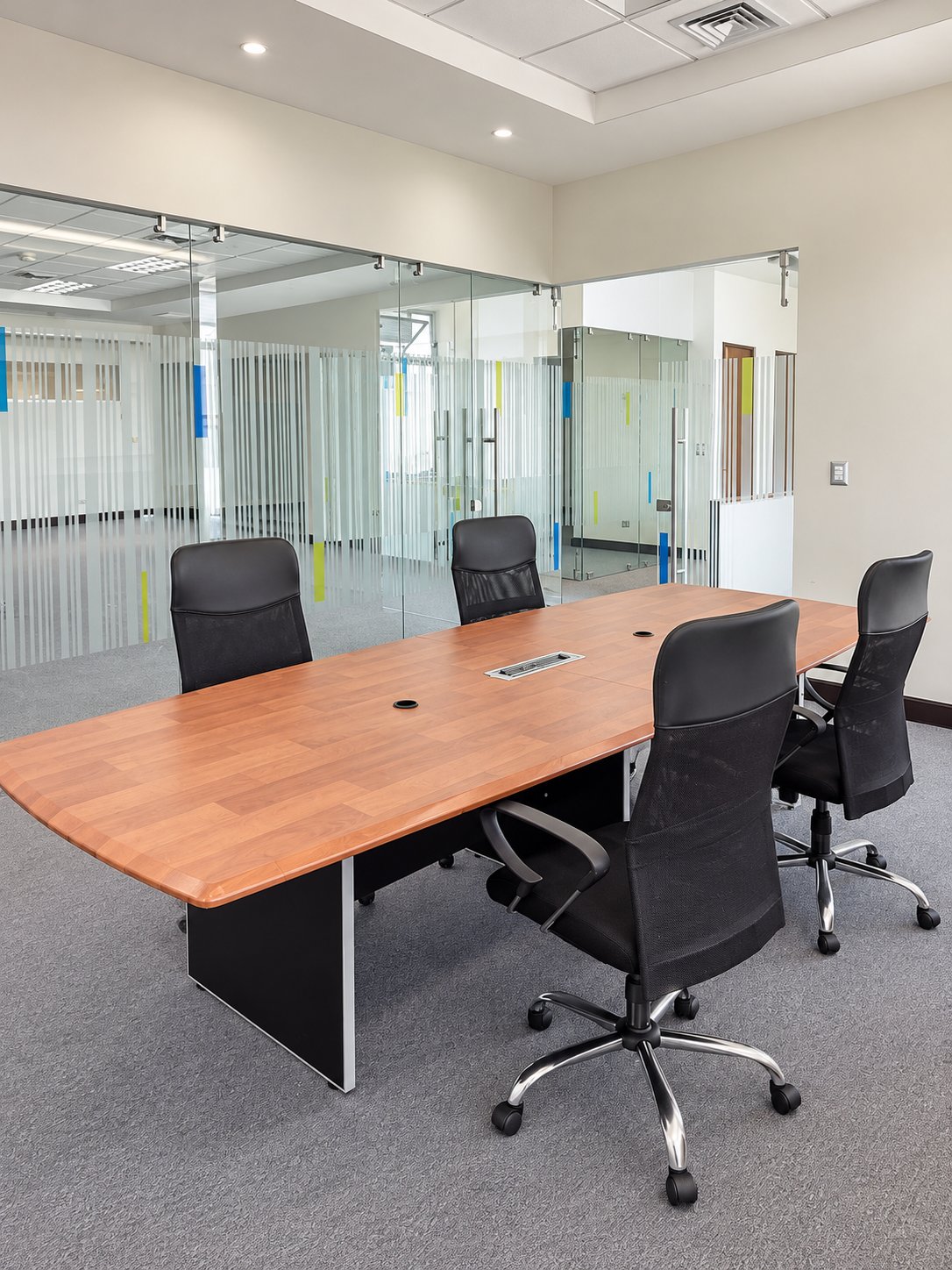 21577 - Office-Warehouse for sale with Tenant