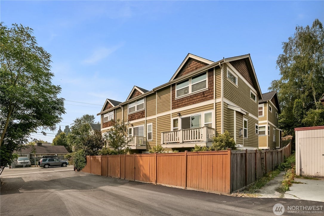 3908 NE 50th Street