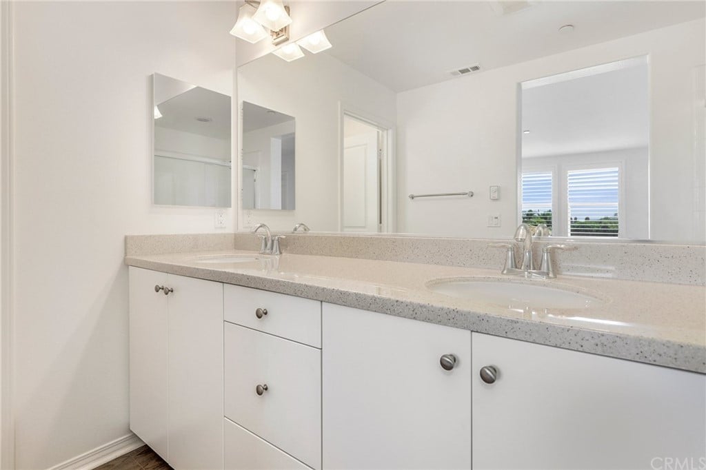 10071 Solana Dr