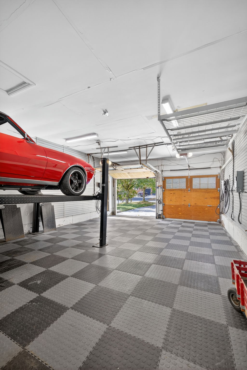 6 Falling Leaf Crt, Aurora