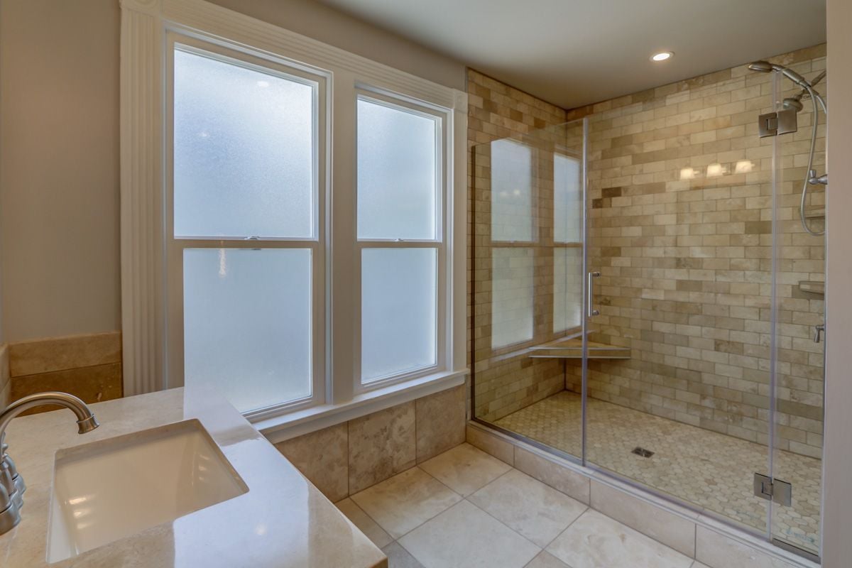 For Rent: 1213-15 Vilas Ave
