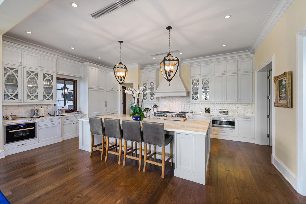 12365 Cypress Island Way