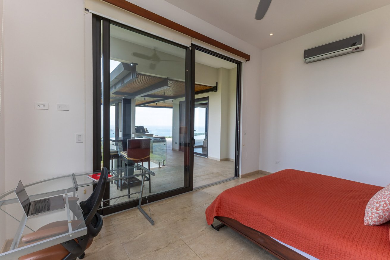 Luxury Ocean View Home in Ojochal Costa Rica | Infinity Pool & Sunset Views