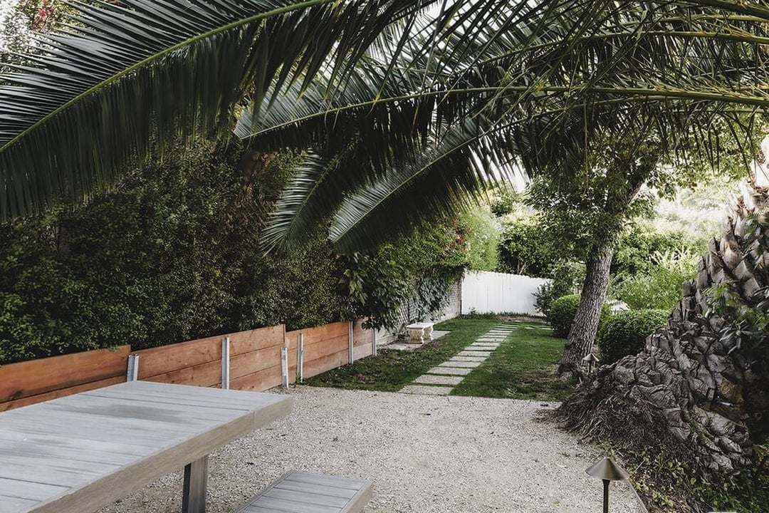 Nova Pavilion, El Cerrito Pl, 90068