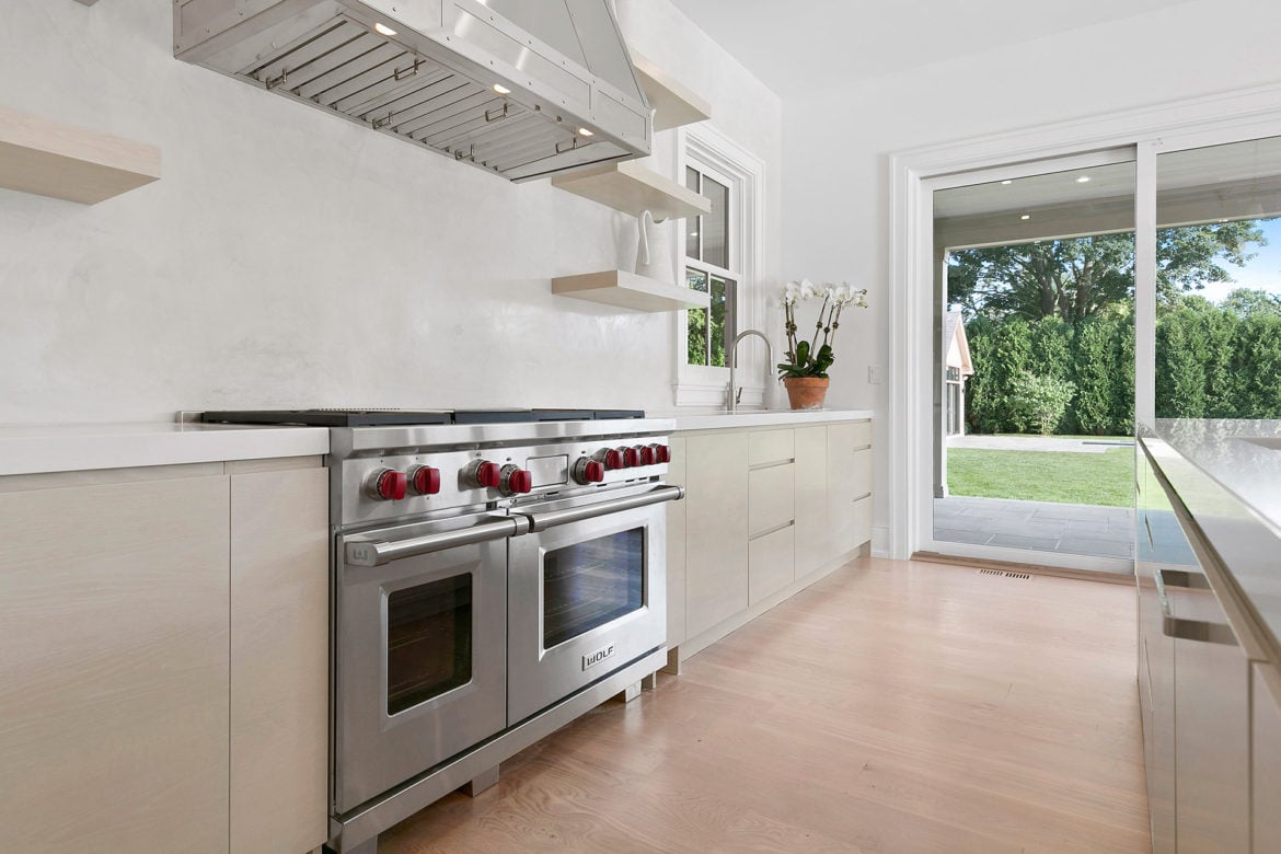 Newman Avenue, Bridgehampton