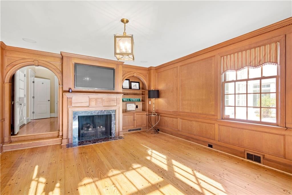 427 Woodland Road