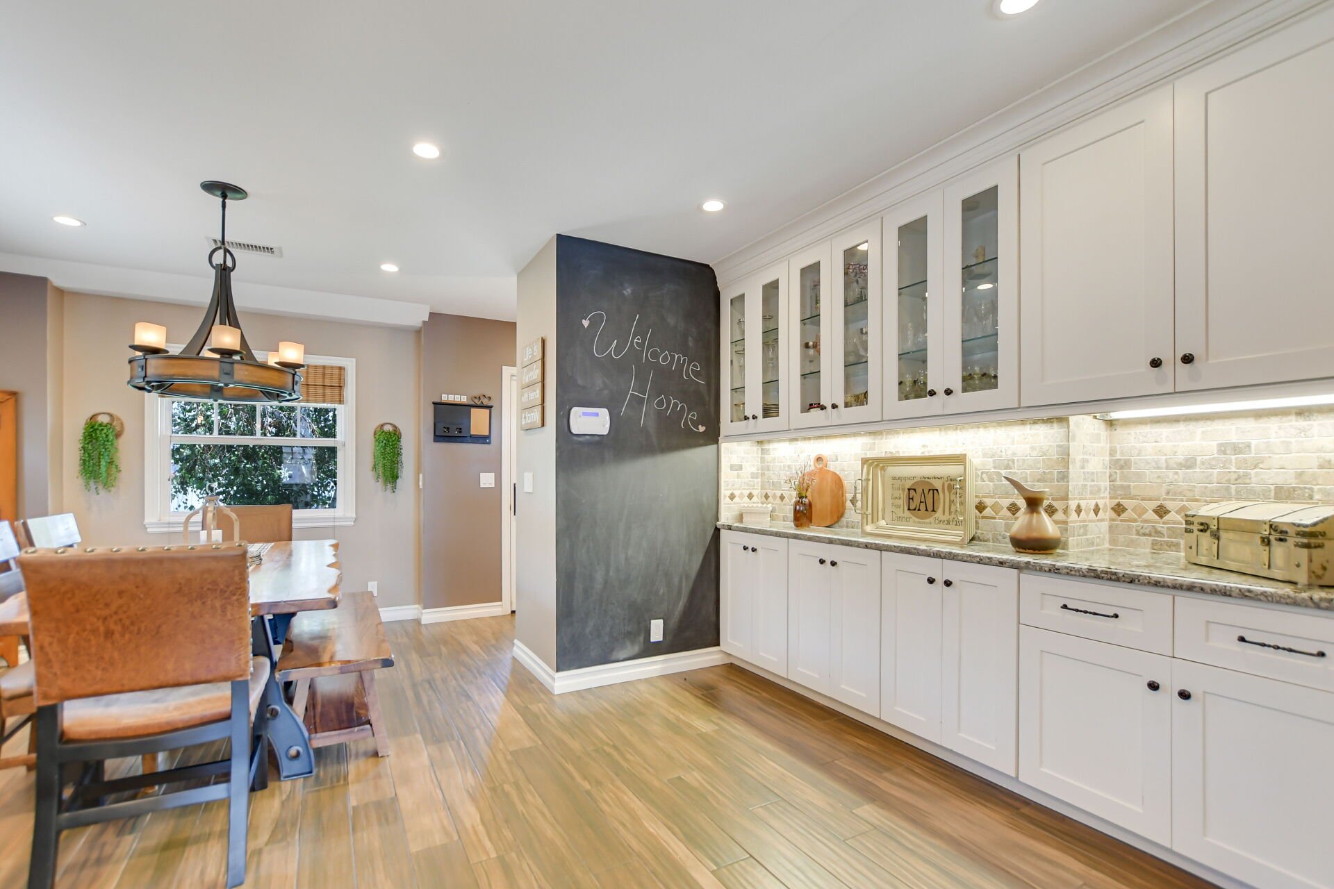 1720 E Walnut Creek Parkway