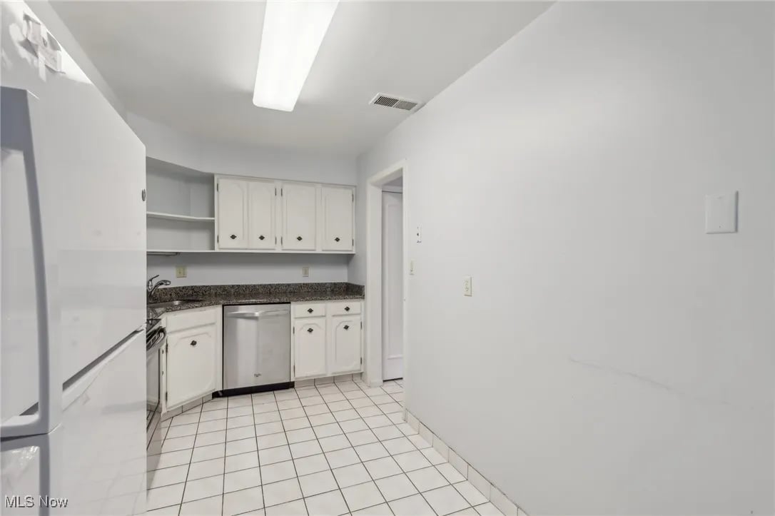 2202 Acacia Park Dr 2109