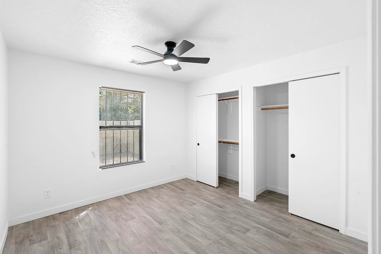 812 W Sky St SW