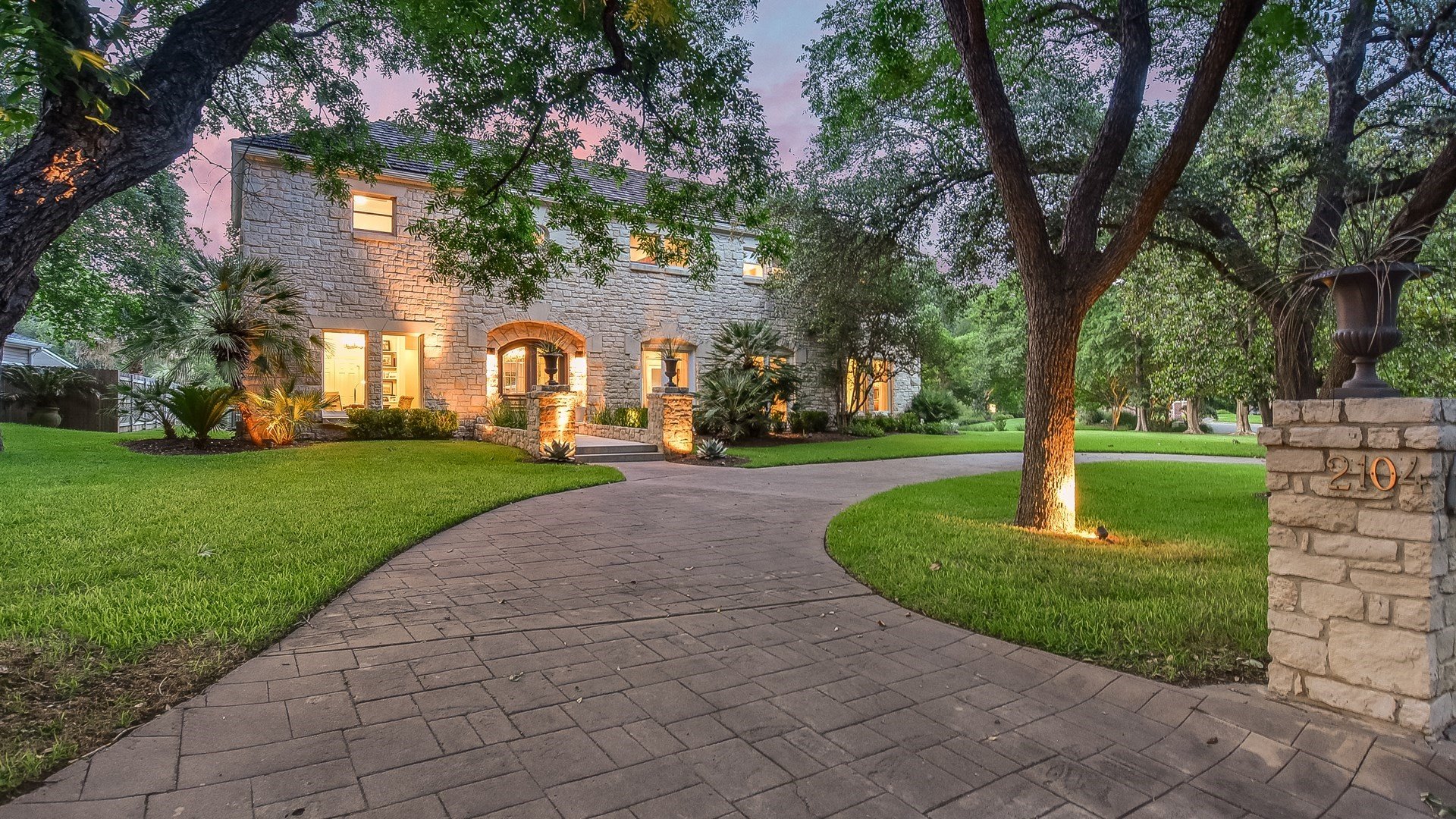 Island Wood Luxury