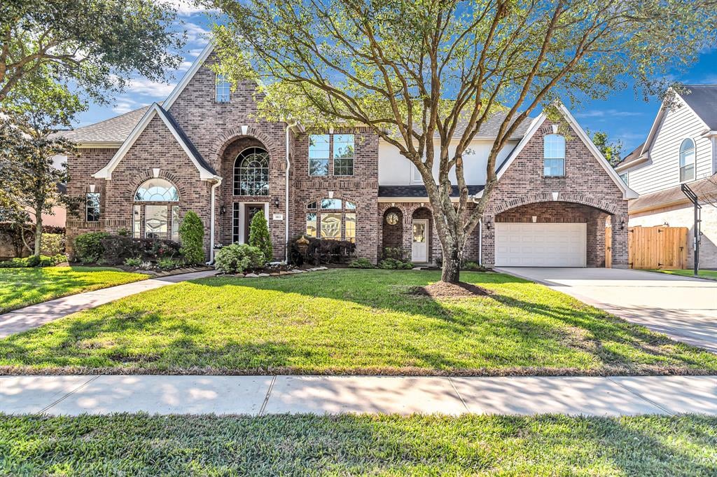 1811 Sparrows Ridge